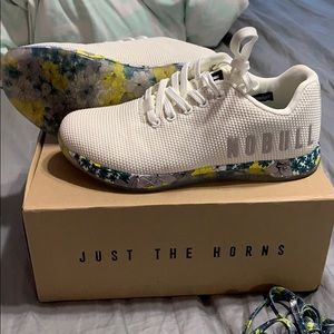 White Floral trainer